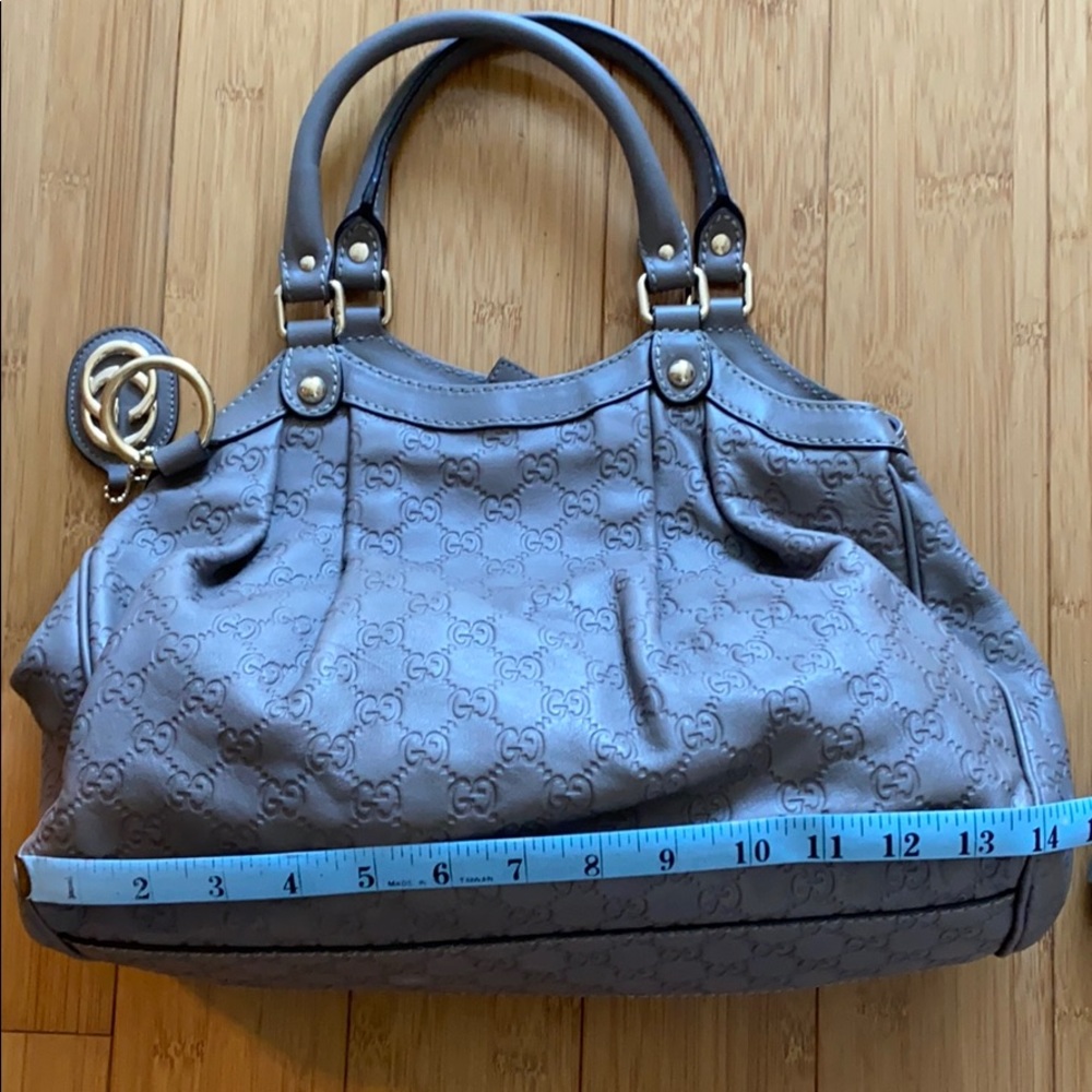 Authentic Gucci “La Pelle Guccissima” Sukey - Picture 7 of 8